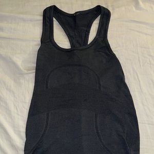 lululemon swiftly tech racerback size 4